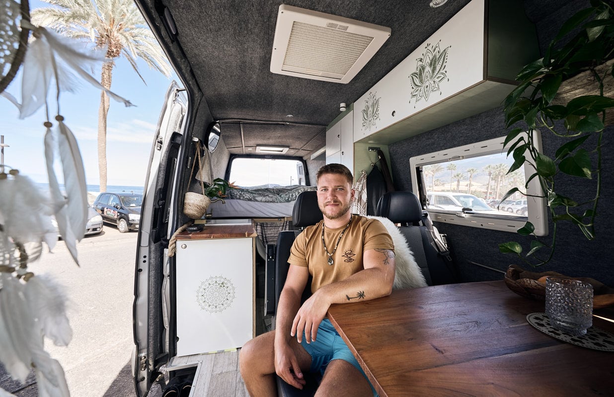 So Many Ways; Vanlife; 2022; Portugal; Teneriffa; travel; lifestyle; van; camper; lebensgeschichten; life stories; Saskia Uppenkamp; Portrait; Fotograf; Fotografin; Berlin; Friedrichshain; Studio; On Location; Reportage
