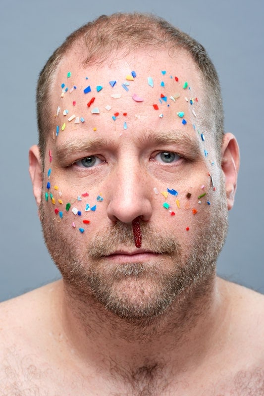 Holger Kampling – AKA AKA for Ocean. Now. – ‘In Your Face’ Ocean Now, In Your Face, Projekt, Berlin, Swaantje Güntzel, Mikroplastik, Microplastics, Saskia Uppenkamp, portrait, kampagne, verbot, holger kampling, aka aka, dj, techno, producer