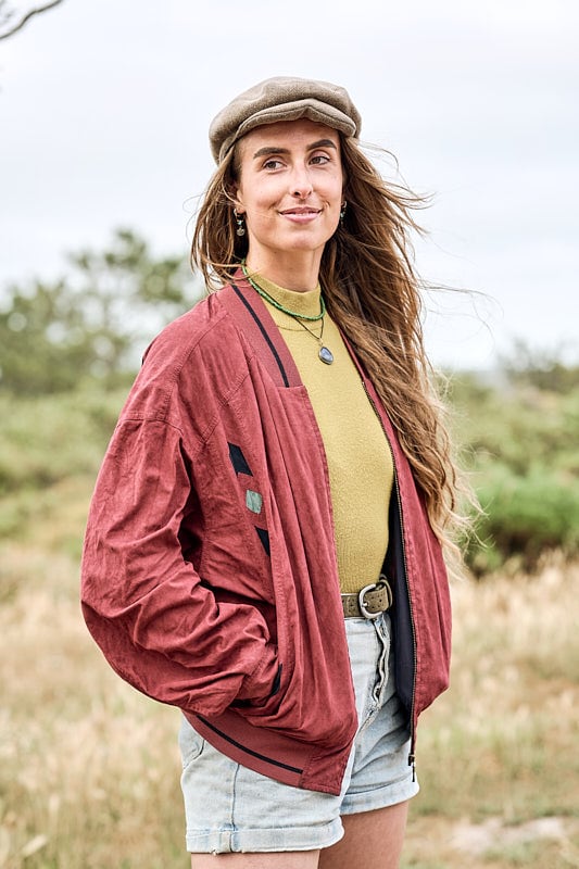 SO MANY WAYS – VANLIFE STORIES So Many Ways; Vanlife; 2022; Portugal; Teneriffa; travel; lifestyle; van; camper; lebensgeschichten; life stories; Saskia Uppenkamp; Portrait; Fotograf; Fotografin; Berlin; Friedrichshain; Studio; On Location; Reportage