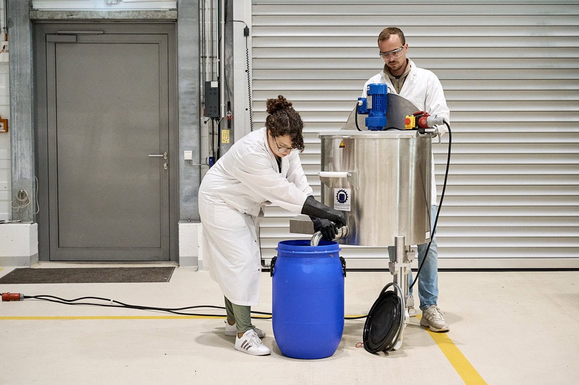 Saskia Uppenkamp | Stills and Motion – EcoFibr Unternehmensfotografie Corporate Fotograf, Businessfoto, Corporate Publishing, Ecofibr